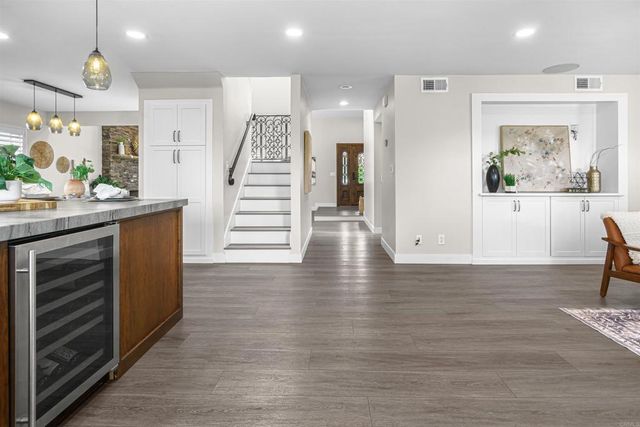 2285 Valley Road, Oceanside, CA 92056