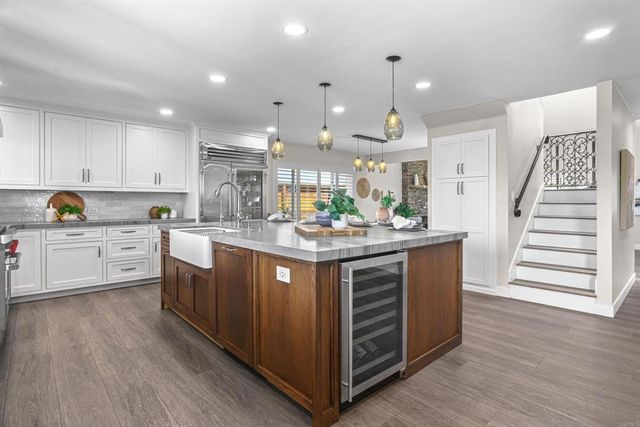 2285 Valley Road, Oceanside, CA 92056