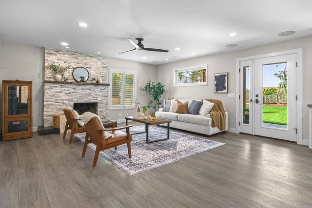 2285 Valley Road, Oceanside, CA 92056
