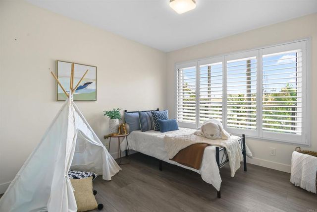 2285 Valley Road, Oceanside, CA 92056
