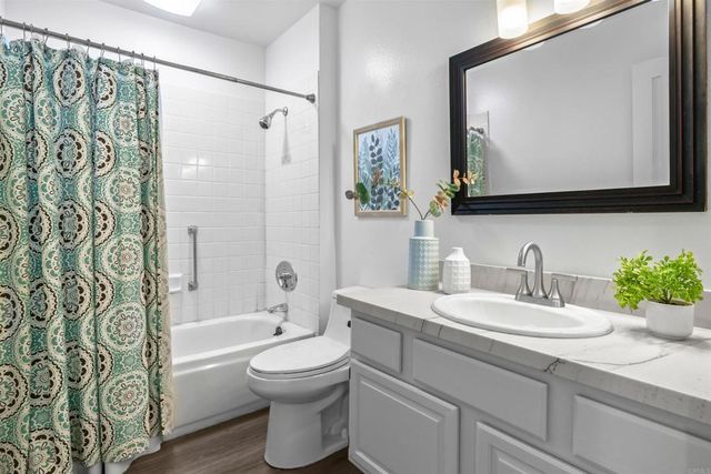2285 Valley Road, Oceanside, CA 92056