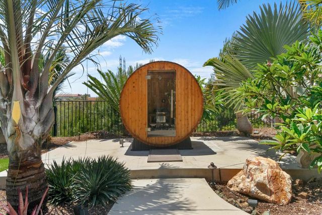 2285 Valley Road, Oceanside, CA 92056