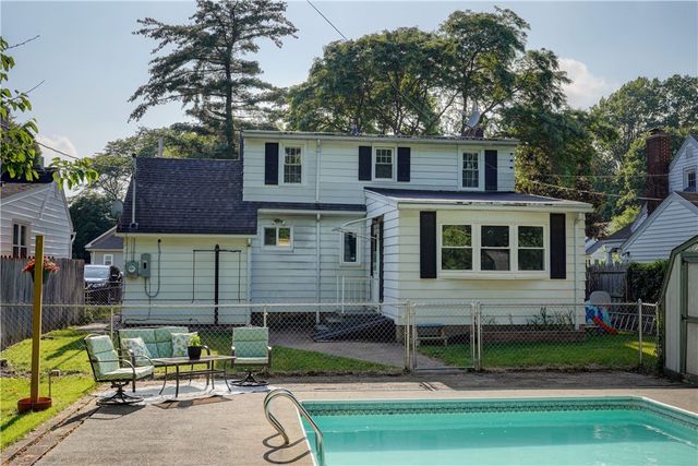 157 Duffern Drive, Greece, NY 14616