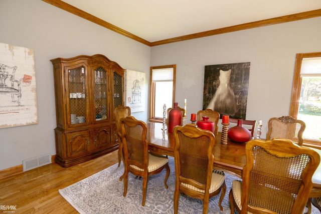 51244 Forster Lane, Shelby, MI 48316