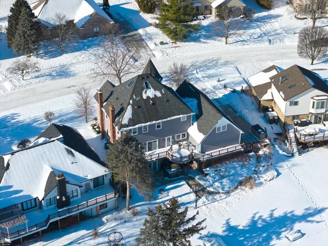 51244 Forster Lane, Shelby, MI 48316