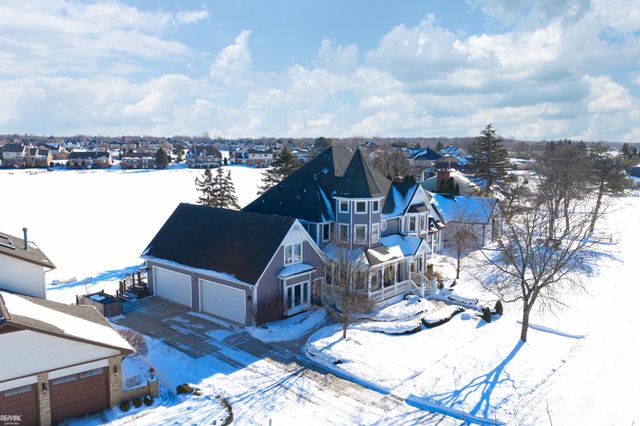 51244 Forster Lane, Shelby, MI 48316