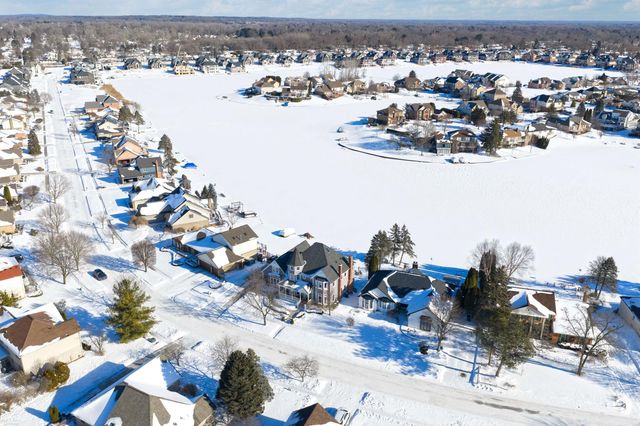 51244 Forster Lane, Shelby, MI 48316