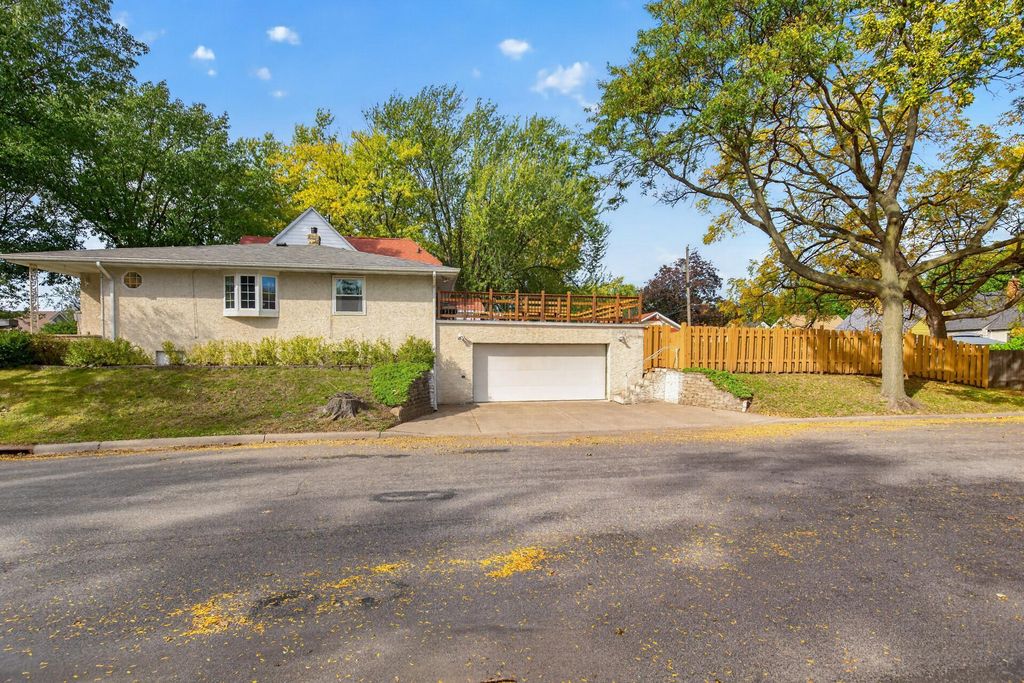 1837 Hawthorne Avenue E, Saint Paul, MN 55119 — photo 4