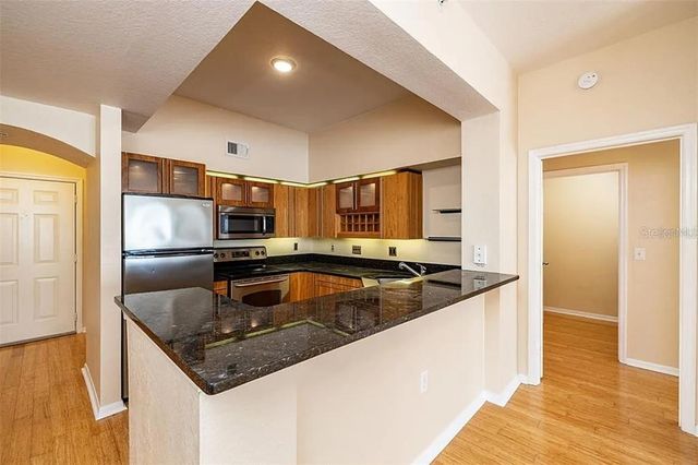 200 4TH AVENUE S 302, St Petersburg, FL 33701