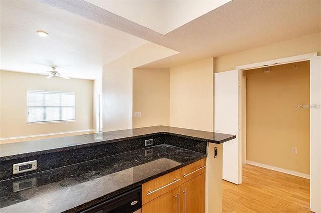 200 4TH AVENUE S 302, St Petersburg, FL 33701