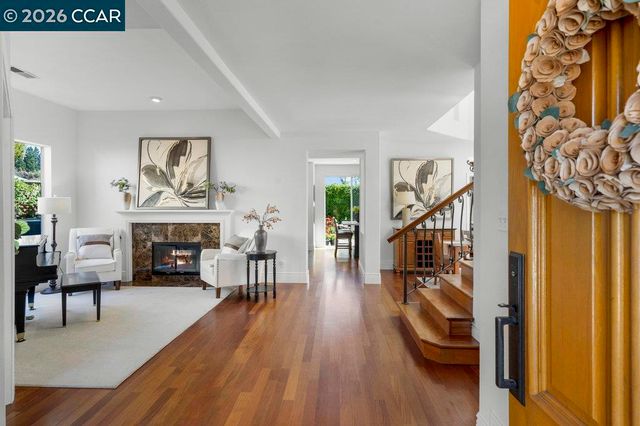 1086 Vista Pointe Cir, San Ramon, CA 94582