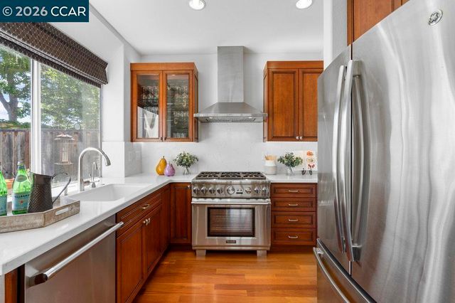 1086 Vista Pointe Cir, San Ramon, CA 94582