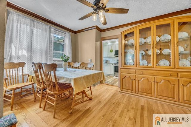 38 Simpson Avenue, Edison, NJ 08817