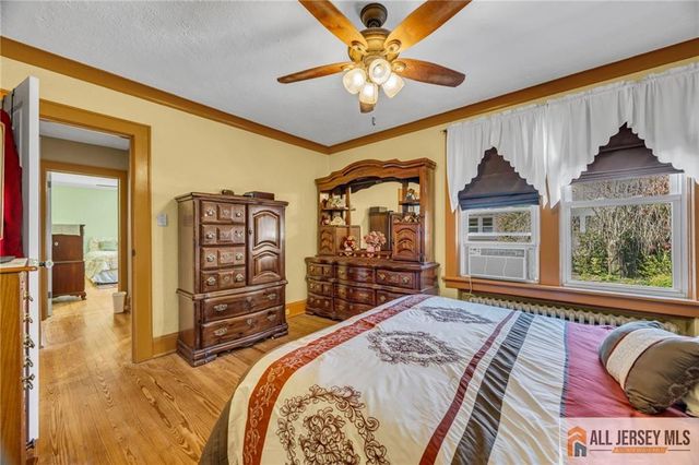 38 Simpson Avenue, Edison, NJ 08817