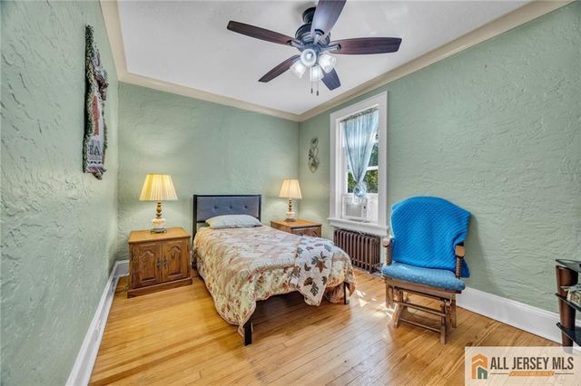 38 Simpson Avenue, Edison, NJ 08817