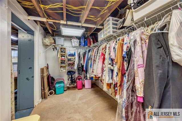 38 Simpson Avenue, Edison, NJ 08817