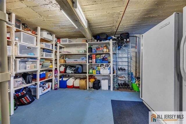 38 Simpson Avenue, Edison, NJ 08817