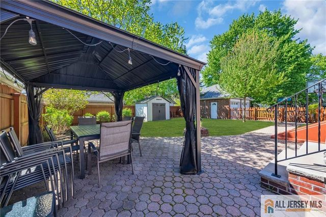 38 Simpson Avenue, Edison, NJ 08817