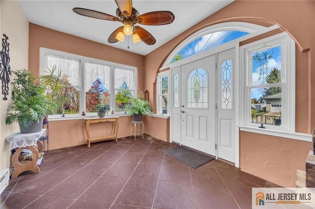 38 Simpson Avenue, Edison, NJ 08817