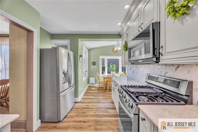 38 Simpson Avenue, Edison, NJ 08817