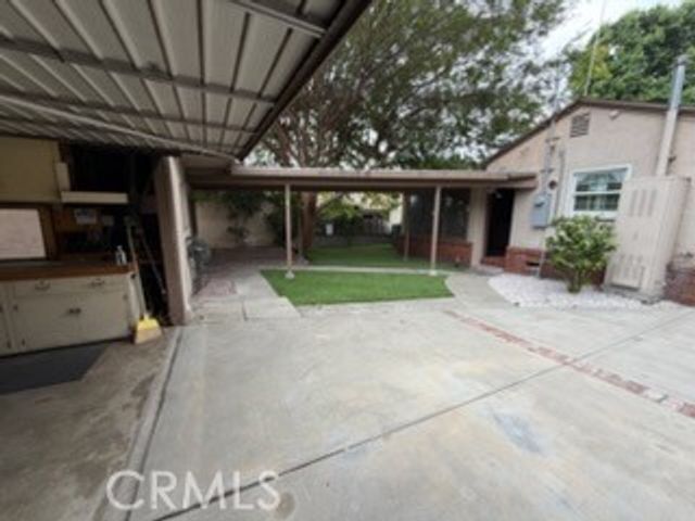2414 N Lamer, Burbank, CA 91504