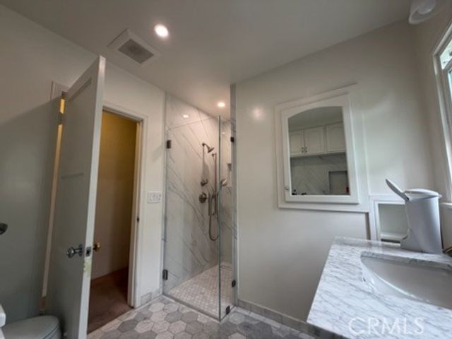 2414 N Lamer, Burbank, CA 91504