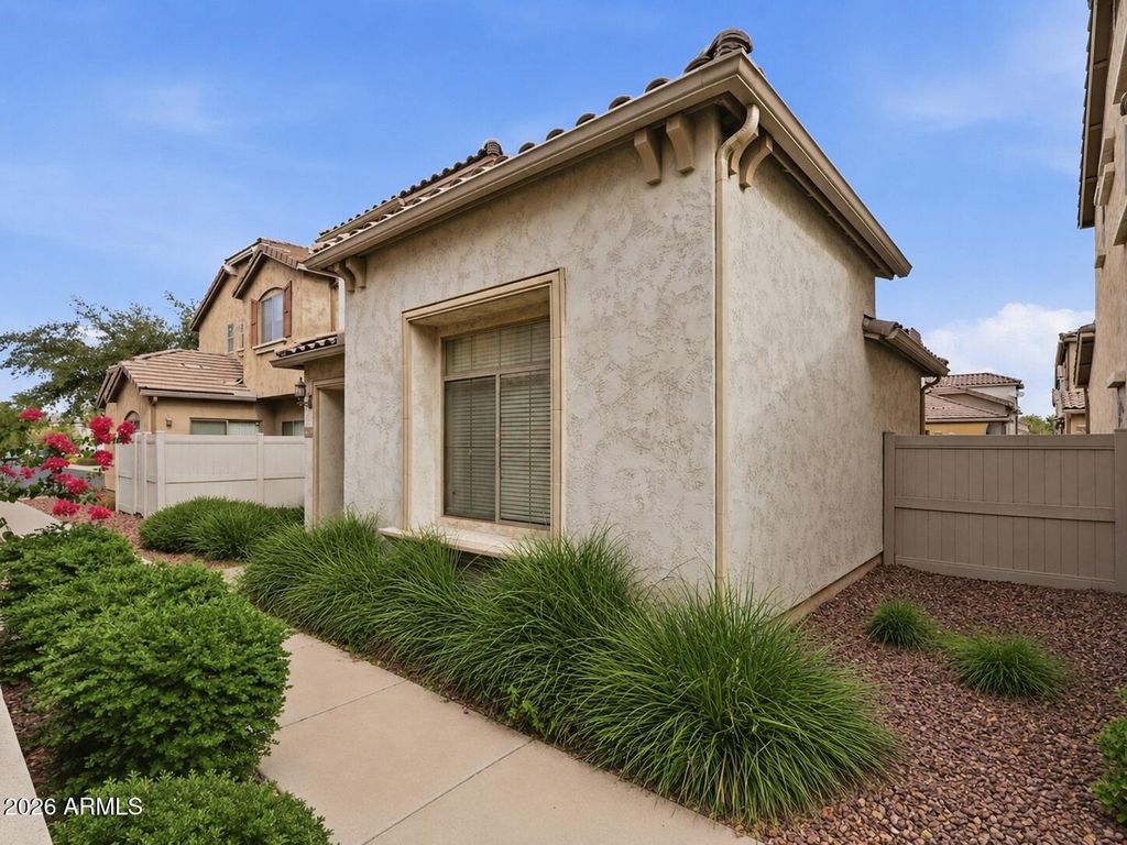 16025 N 19TH Drive, Phoenix, AZ 85023 — photo 3
