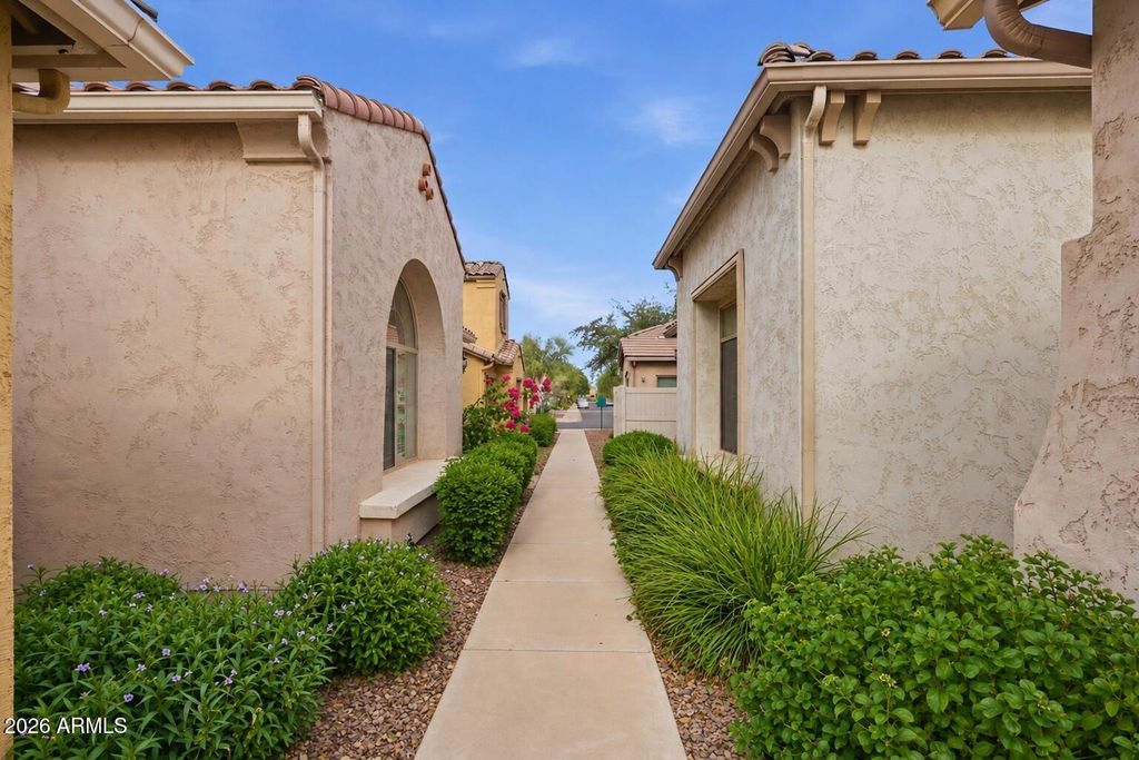 16025 N 19TH Drive, Phoenix, AZ 85023 — photo 4