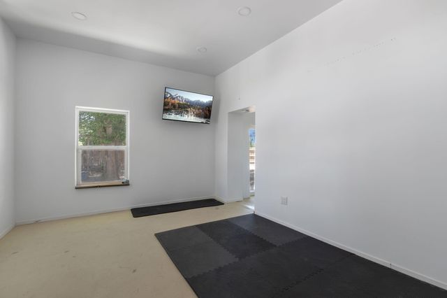 2616 Mountain Road NW, Albuquerque, NM 87104