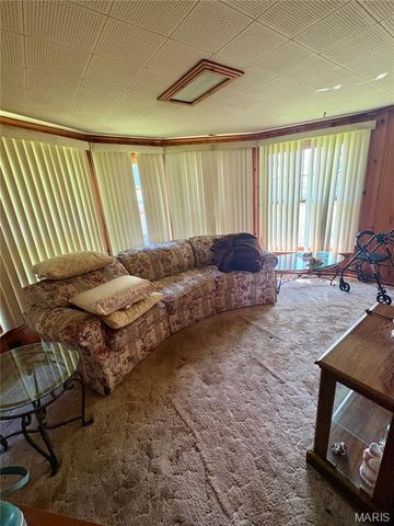 413 Hillside Drive, Collinsville, IL 62234