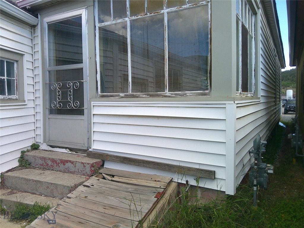 405 W Commercial Avenue, Anaconda, MT 59711 — photo 5