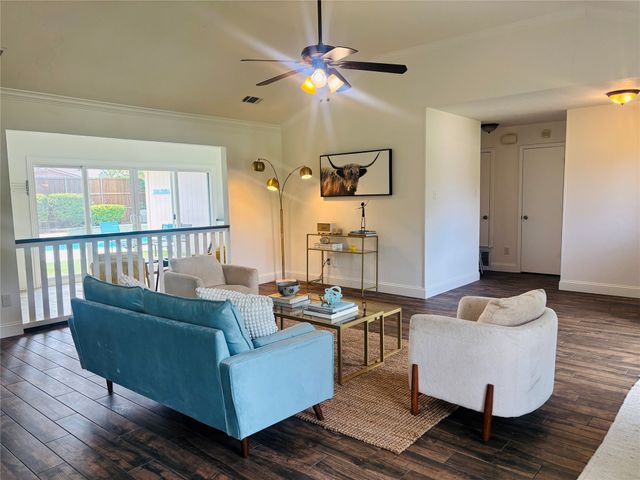 1200 Colmar Drive, Plano, TX 75023