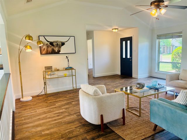 1200 Colmar Drive, Plano, TX 75023