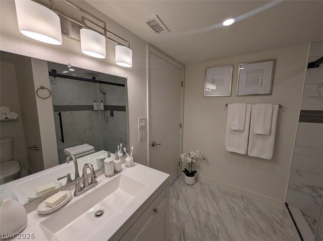 3708 Heritage Avenue, Las Vegas, NV 89121