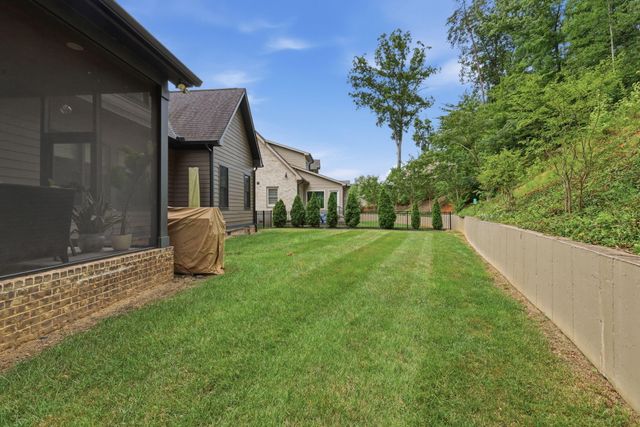 449 Canyon Springs Drive, Hixson, TN 37343