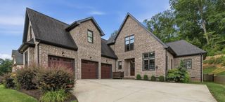 449 Canyon Springs Drive, Hixson, TN 37343