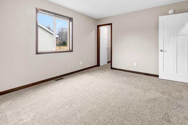 2582 Topaz Street, Saint Augusta, MN 56301