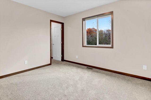 2582 Topaz Street, Saint Augusta, MN 56301