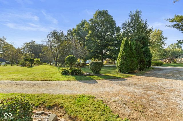 6038 E County Road 700 S, Plainfield, IN 46168