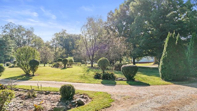 6038 E County Road 700 S, Plainfield, IN 46168