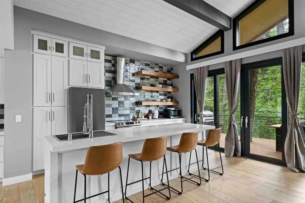 421 Seville Lane, Coram, MT 59913 photo 10