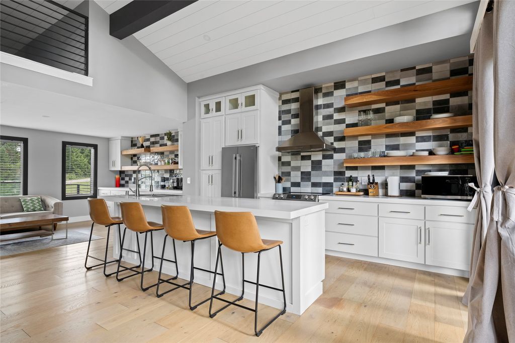 421 Seville Lane, Coram, MT 59913 photo 11