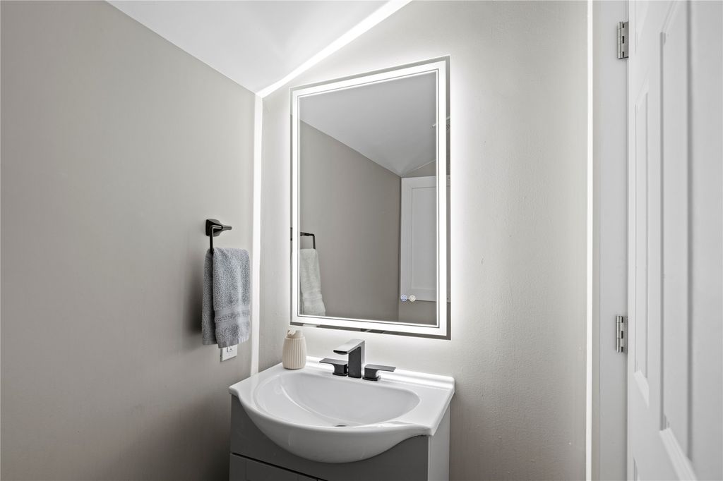 421 Seville Lane, Coram, MT 59913 photo 28