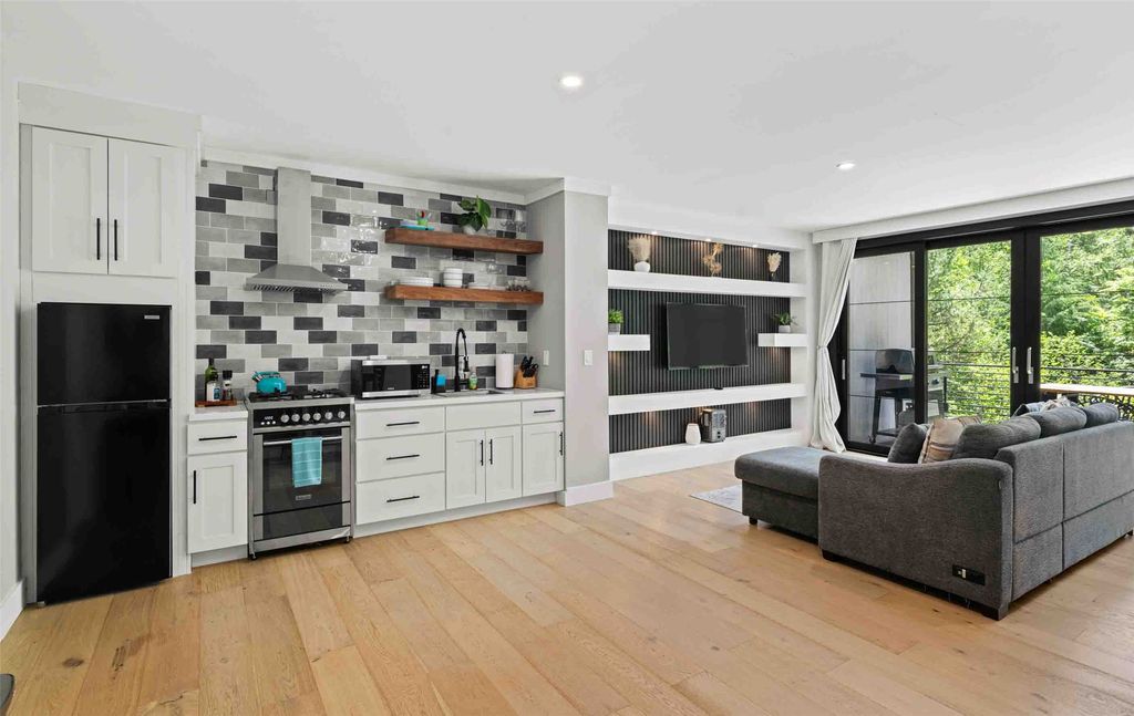 421 Seville Lane, Coram, MT 59913 photo 34