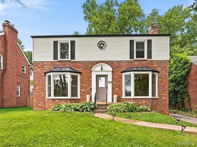 7475 Shaftesbury Avenue, St Louis, MO 63130