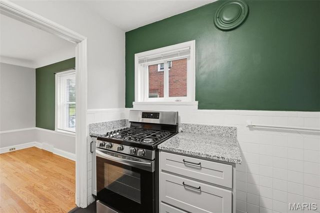 7475 Shaftesbury Avenue, St Louis, MO 63130