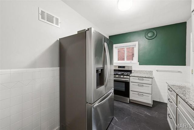 7475 Shaftesbury Avenue, St Louis, MO 63130