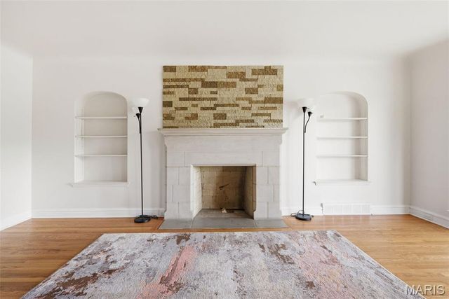 7475 Shaftesbury Avenue, St Louis, MO 63130