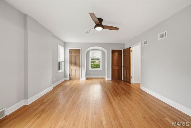 7475 Shaftesbury Avenue, St Louis, MO 63130