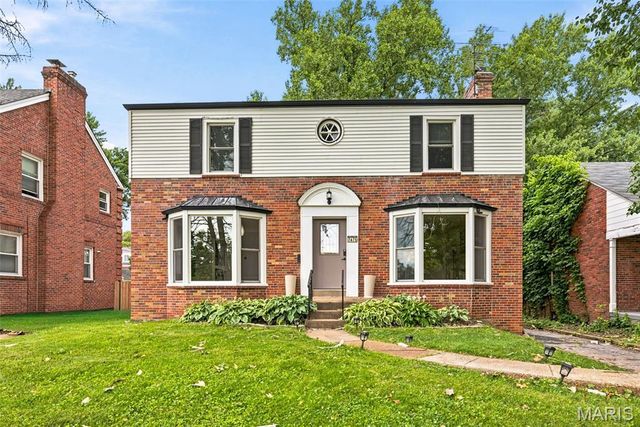 7475 Shaftesbury Avenue, St Louis, MO 63130